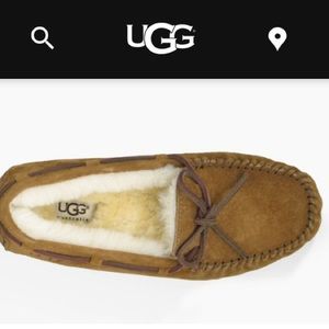 ***UGG DAKOTA MOCCASIN***